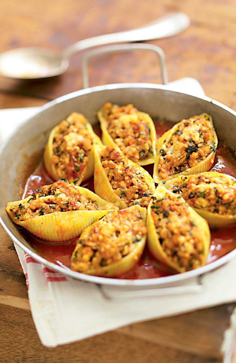 Conchiglioni farcis au veau